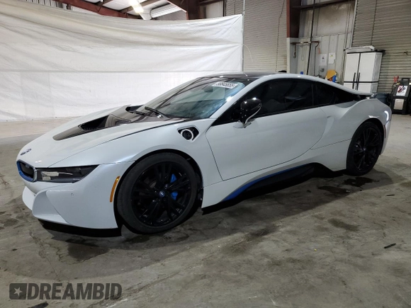 2015 BMW i8 z VIN WBY2Z2C50FV674452, wystawiony jako Copart lot #58845855 z przebiegiem 119 mil mil oraz Czysty tytuł • Clean title. Historia ofert i sprzedaży dostępna na DreamBid. Obrazek 1.