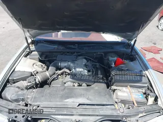 1990 Lexus LS z VIN JT8UF11E7L0009779, wystawiony jako IAAI lot #42161144 z przebiegiem 180 032 mil mil oraz . Historia ofert i sprzedaży dostępna na DreamBid. Obrazek 10.