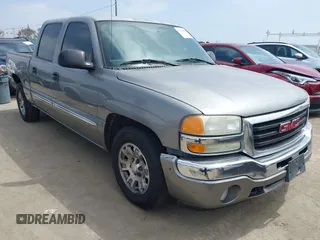 2007 GMC Sierra 1500 SLE1 z VIN 2GTEC13Z171168600, wystawiony jako IAAI lot #42282026 z przebiegiem 238 679 mil mil oraz . Historia ofert i sprzedaży dostępna na DreamBid. Obrazek 1.
