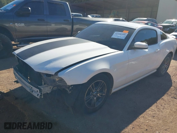 2013 Ford Mustang V6 with VIN 1ZVBP8AM5D5233866, listed as a IAAI auction lot 41418360 with 268,678 mi miles. Bid and sale history available at carsss.com. Image 17.