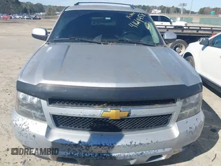 2013 Chevrolet Tahoe LS with VIN 1GNSCAE00DR361459, listed as a IAAI auction lot 41614458 with 171,925 mi miles and . Bid and sale history available at DreamBid. Image 6.