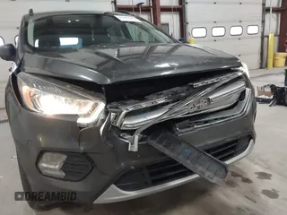 2017 Ford Escape SE with VIN 1FMCU0G92HUE10708, listed as a IAAI auction lot 41866527 with 52,370 mi miles. Bid and sale history available at carsss.com. Image 6.