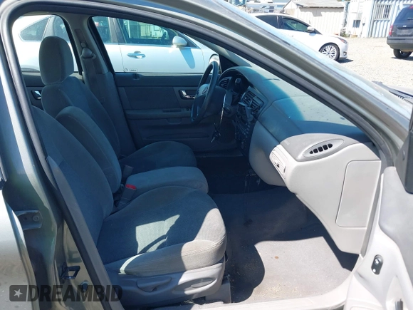 2001 Ford Taurus SES with VIN 1FAFP55S61G285069, listed as a IAAI auction lot 42182421 with 187,928 mi miles and . Bid and sale history available at DreamBid. Image 5.