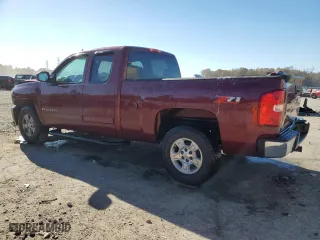 2008 Chevrolet Silverado 1500 LT w/2LT with VIN 1GCEC19J88Z276772, listed as a Copart auction lot 83610304 with 196,689 mi miles and Salvage Title. Bid and sale history available at carsss.com. Image 2.