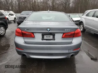 2018 BMW 5 Series 530i xDrive z VIN WBAJA7C55JWA73879, wystawiony jako Copart lot #42800575 z przebiegiem 75 401 mil mil oraz Szkoda całkowita • Salvage title. Historia ofert i sprzedaży dostępna na DreamBid. Obrazek 6.