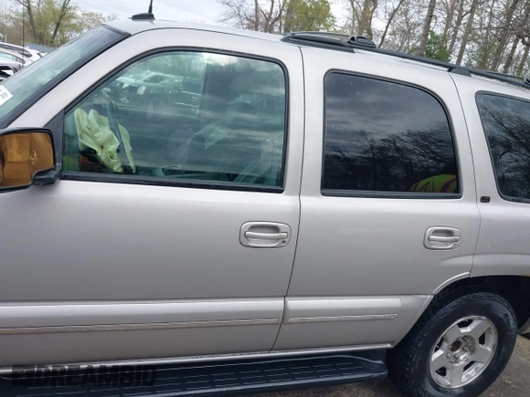 2004 Chevrolet Tahoe LS with VIN 1GNEK13ZX4J179560, listed as a IAAI auction lot 41998197 with 147,822 mi miles. Bid and sale history available at carsss.com. Image 14.