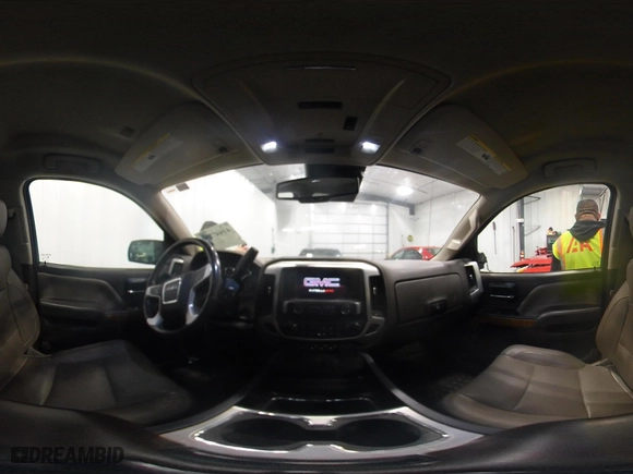 2014 GMC Sierra 1500 SLT with VIN 1GTV2VEC9EZ153530, listed as a IAAI auction lot 41647250 with 124,171 mi miles. Bid and sale history available at carsss.com. Image 20.