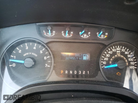 2013 Ford F-150 XL with VIN 1FTFW1EF1DKE83536, listed as a Copart auction lot 64223565 with 227,452 mi miles and Clean title. Bid and sale history available at DreamBid. Image 9.