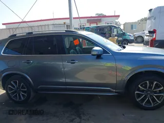 2019 Volvo XC90 Momentum with VIN YV4A22PK4K1471807, listed as a IAAI auction lot 42709871 with 68,196 mi miles and . Bid and sale history available at DreamBid. Image 13.