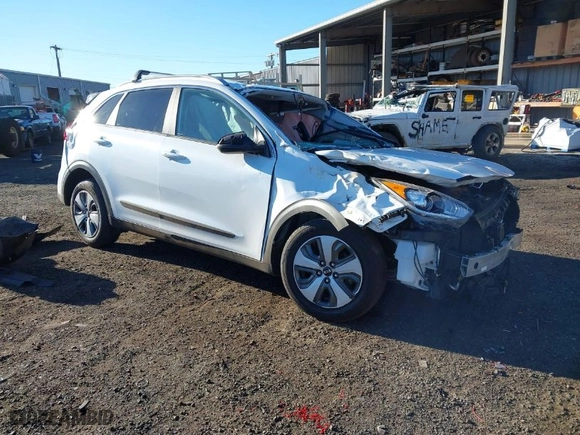 2019 Kia Niro Plug-In Hybrid LX with VIN KNDCM3LD0K5283166, listed as a IAAI auction lot 41265231 with NaN miles. Bid and sale history available at carsss.com. Image 1.