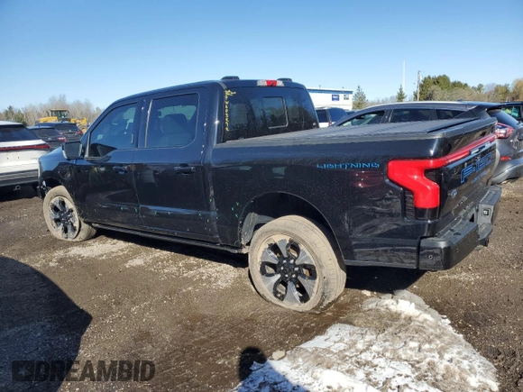 2023 Ford F-150 Lightning Pro z VIN 1FT6W1EV3PWG03292, wystawiony jako Copart lot #48454435 z przebiegiem 41 714 mil mil oraz Tytuł czysty. Historia ofert i sprzedaży dostępna na DreamBid. Obrazek 2.