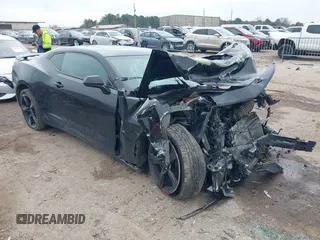 2019 Chevrolet Camaro 1SS with VIN 1G1FF1R70K0159224, listed as a IAAI auction lot 41650633 with 1 mi miles. Bid and sale history available at carsss.com. Image 1.