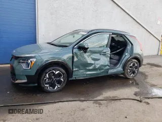 2024 Kia Niro Wind with VIN KNDCR3L13R5111750, listed as a Copart auction lot 72630924 with 8,709 mi miles and Clean Title. Bid and sale history available at DreamBid. Image 1.