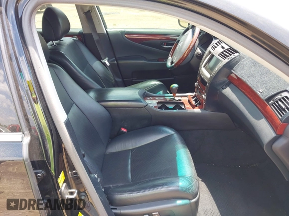 2007 Lexus LS 460 with VIN JTHBL46F575049161, listed as a IAAI auction lot 42618220 with 120,106 mi miles and . Bid and sale history available at DreamBid. Image 5.