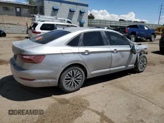 2019 Volkswagen Jetta SEL z VIN 3VWEB7BU3KM198823, wystawiony jako Copart lot #55928385 z przebiegiem Nie podano mil oraz Szkoda całkowita • Salvage title. Historia ofert i sprzedaży dostępna na DreamBid. Obrazek 3.