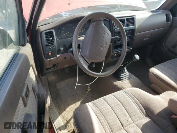 1995 Toyota Tacoma with VIN 4TAUN53B0SZ061887, listed as a Copart auction lot 57708685 with 281,658 mi miles and Clean title. Bid and sale history available at DreamBid. Image 8.