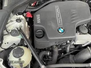 2015 BMW 5 Series 528i с VIN WBA5A5C50FD517241, выставлен на аукционе IAAI как лот 43096860 с пробегом 102 275 миль миль и . История ставок и продаж доступна на DreamBid. Изображение 13.