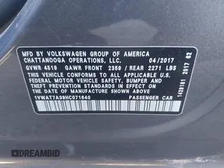 2017 Volkswagen Passat S z VIN 1VWAT7A39HC071640, wystawiony jako IAAI lot #41686081 z przebiegiem 136 638 mil mil oraz . Historia ofert i sprzedaży dostępna na DreamBid. Obrazek 9.
