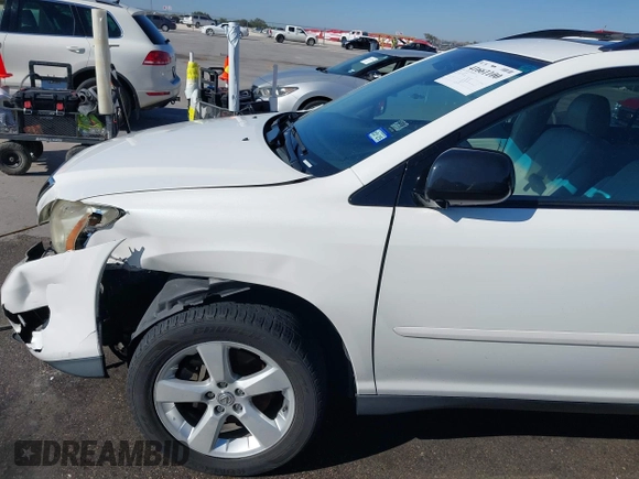 2006 Lexus RX with VIN 2T2GA31U96C048136, listed as a IAAI auction lot 41661100 with 179,832 mi miles. Bid and sale history available at carsss.com. Image 18.