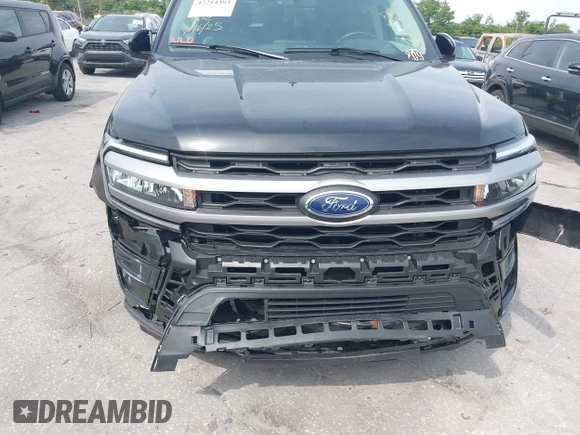 2023 Ford Expedition Max XLT with VIN 1FMJK1J81PEA03636, listed as a IAAI auction lot 42214363 with 77,017 mi miles and . Bid and sale history available at DreamBid. Image 17.