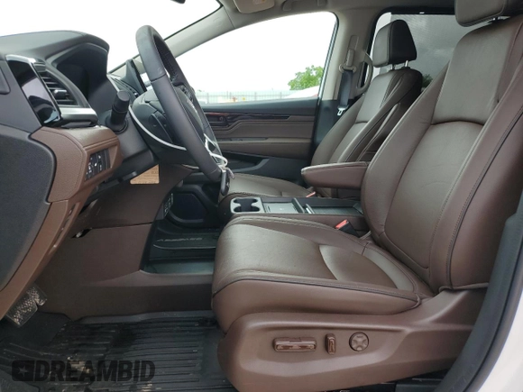 2025 Honda Odyssey Touring with VIN 5FNRL6H8XSB039033, listed as a Copart auction lot 56111255 with 4,842 mi miles and Salvage title. Bid and sale history available at DreamBid. Image 7.