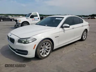 2014 BMW 5 Series 535i z VIN WBA5B1C59ED482543, wystawiony jako Copart lot #53393975 z przebiegiem 123 837 mil mil oraz Czysty tytuł • Clean title. Historia ofert i sprzedaży dostępna na DreamBid. Obrazek 1.
