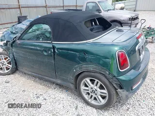 2013 MINI Roadster S z VIN WMWSY3C55DT566134, wystawiony jako IAAI lot #42265800 z przebiegiem Nie podano mil oraz . Historia ofert i sprzedaży dostępna na DreamBid. Obrazek 3.