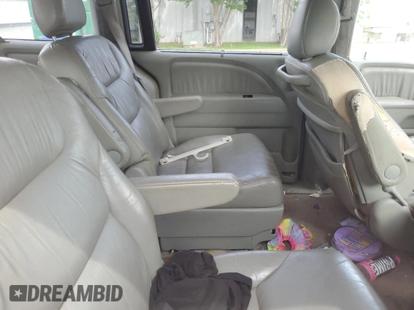 2005 Honda Odyssey EX-L with VIN 5FNRL38765B088756, listed as a Copart auction lot 57071365 with 243,277 mi miles and Salvage title. Bid and sale history available at DreamBid. Image 10.