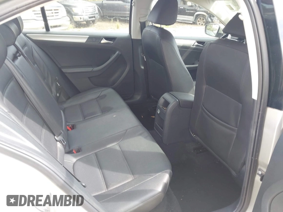 2016 Volkswagen Jetta Sedan 1.4T SE with VIN 3VWD67AJ9GM321104, listed as a IAAI auction lot 40633152 with 126,335 mi miles. Bid and sale history available at carsss.com. Image 8.