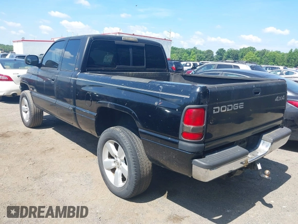 2001 Dodge 1500 with VIN 3B7HF13Y91M261635, listed as a IAAI auction lot 41131904 with 173,054 mi miles and . Bid and sale history available at DreamBid. Image 3.