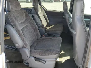 2000 Dodge Caravan SE with VIN 2B4GP45G0YR525310, listed as a Copart auction lot 69596394 with 299,957 mi miles and Salvage Title. Bid and sale history available at carsss.com. Image 12.