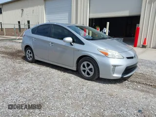 2012 Toyota Prius One with VIN JTDKN3DU5C1586816, listed as a IAAI auction lot 41880775 with 206,305 mi miles. Bid and sale history available at carsss.com. Image 1.