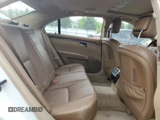 2008 Mercedes-Benz S 550 z VIN WDDNG86X38A207840, wystawiony jako Copart lot #57403945 z przebiegiem 132 025 mil mil oraz Czysty tytuł • Clean title. Historia ofert i sprzedaży dostępna na DreamBid. Obrazek 10.