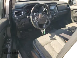 2017 Nissan Titan with VIN 1N6AA1F10HN501280, listed as a Copart auction lot 43782625 with 217,906 mi miles and Clean title. Bid and sale history available at DreamBid. Image 8.