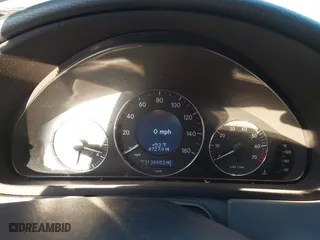 2006 Mercedes-Benz CLK-Class 3.5L with VIN WDBTJ56J86F178363, listed as a IAAI auction lot 40697786 with 139,953 mi miles. Bid and sale history available at carsss.com. Image 7.