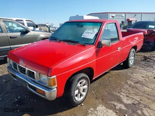 1997 Nissan Trucks 2WD XE with VIN 1N6SD11S7VC381268, listed as a IAAI auction lot 41957657 with 215,483 mi miles. Bid and sale history available at carsss.com. Image 2.