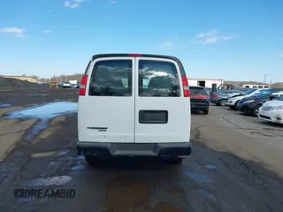 2016 Chevrolet Express Cargo Van with VIN 1GCWGBFF6G1154276, listed as a IAAI auction lot 41523966 with 70,558 mi miles. Bid and sale history available at carsss.com. Image 16.