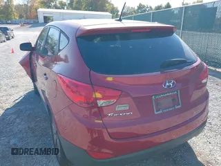 2015 Hyundai Tucson GLS with VIN KM8JT3AF9FU111854, listed as a IAAI auction lot 40669653 with 131,129 mi miles and . Bid and sale history available at DreamBid. Image 3.