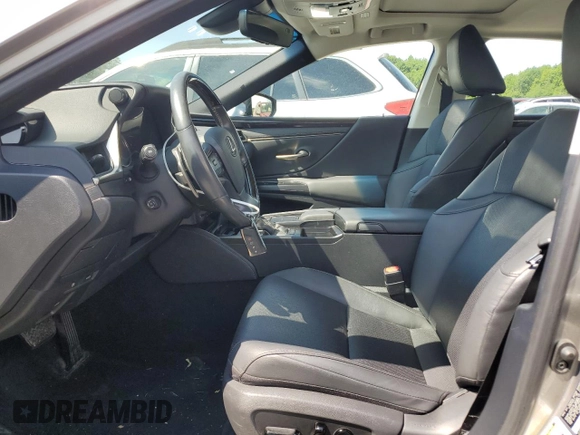 2021 Lexus ES 250 with VIN 58AD11D19MU006499, listed as a Copart auction lot 63091235 with 19,071 mi miles and Salvage title. Bid and sale history available at DreamBid. Image 7.