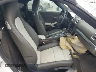 2015 Porsche Boxster z VIN WP0CA2A82FK110152, wystawiony jako Copart lot #76667714 z przebiegiem Nie podano mil oraz Nie do naprawy • Non repairable. Historia ofert i sprzedaży dostępna na DreamBid. Obrazek 10.