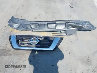 2018 Nissan Pathfinder S z VIN 5N1DR2MN1JC658317, wystawiony jako IAAI lot #42470838 z przebiegiem 54 743 mil mil oraz . Historia ofert i sprzedaży dostępna na DreamBid. Obrazek 12.
