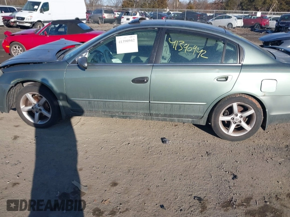 2005 Nissan Altima SE with VIN 1N4BL11E65C118744, listed as a IAAI auction lot 41390942 with 1 mi miles. Bid and sale history available at carsss.com. Image 14.