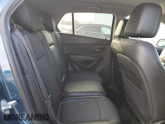 2019 Chevrolet Trax LT with VIN 3GNCJLSB2KL390560, listed as a Copart auction lot 46326825 with 98,469 mi miles and Clean Title. Bid and sale history available at carsss.com. Image 11.