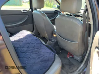 2004 Chrysler Sebring with VIN 1C3EL66RX4N227103, listed as a IAAI auction lot 42176373 with 107,692 mi miles and . Bid and sale history available at DreamBid. Image 8.