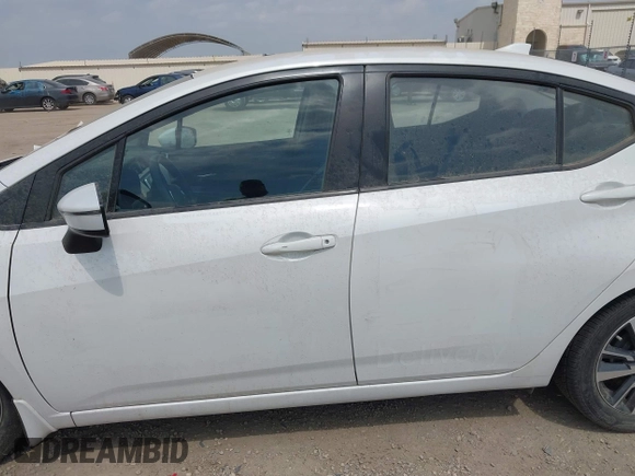 2021 Nissan Versa SV with VIN 3N1CN8EV6ML859896, listed as a IAAI auction lot 42061688 with 92,090 mi miles. Bid and sale history available at carsss.com. Image 15.