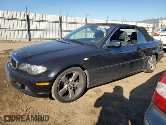 2004 BMW 3 Series 325Ci with VIN WBABW33454PL24496, listed as a Copart auction lot 42454825 with 83,935 mi miles and Salvage Title. Bid and sale history available at carsss.com. Image 1.