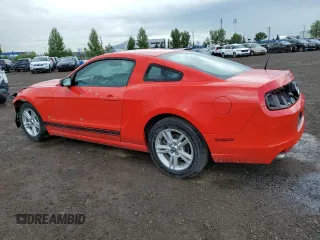 2014 Ford Mustang V6 z VIN 1ZVBP8AM4E5312513, wystawiony jako Copart lot #64463685 z przebiegiem 106 892 mil mil oraz Szkoda całkowita • Salvage title. Historia ofert i sprzedaży dostępna na DreamBid. Obrazek 2.