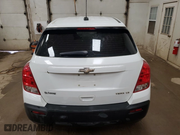 2015 Chevrolet Trax LS with VIN KL7CJKSB6FB068608, listed as a Copart auction lot 77591484 with 101,968 mi miles and Clean Title. Bid and sale history available at carsss.com. Image 6.
