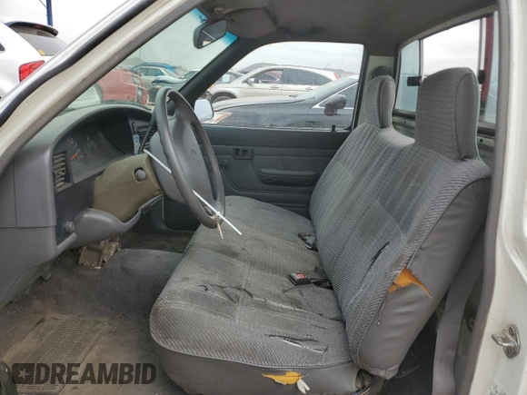 1994 Toyota Pickup DX with VIN JT4RN81P7R5177681, listed as a Copart auction lot 44344655 with 31,857 mi miles and Salvage title. Bid and sale history available at DreamBid. Image 7.