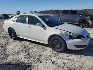 2016 Chevrolet Impala Limited Police Police with VIN 2G1WD5E34G1106313, listed as a Copart auction lot 82026754 with 100,848 mi miles and Clean Title. Bid and sale history available at carsss.com. Image 4.